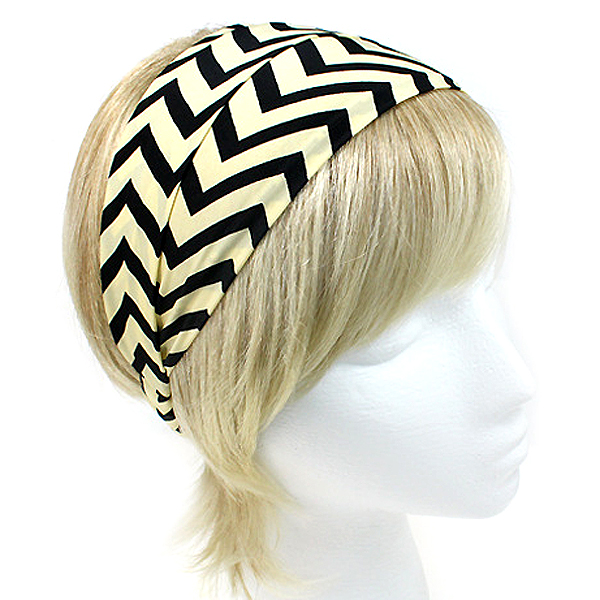 Chevron pattern stretch headband