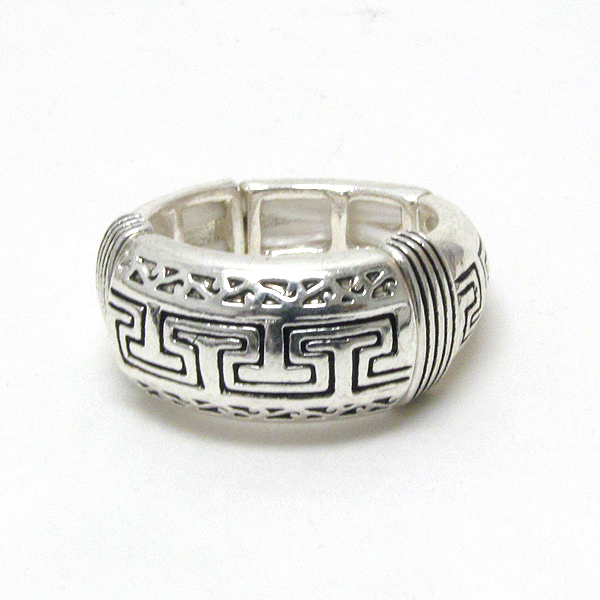 Designer pattern metal casting stretch ring