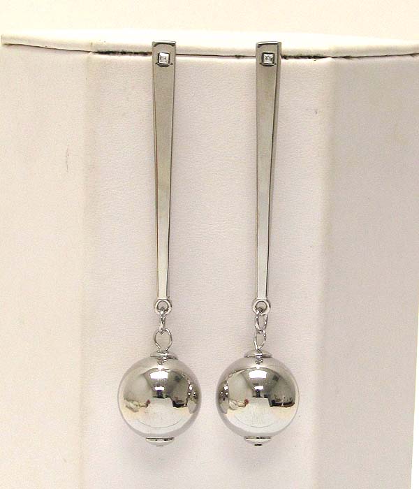 Line crystal metal with dangle metal ball earring