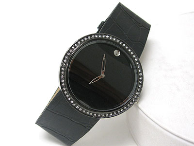 Crystal frame simple round face leather band watch