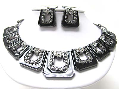 Crystal stud enamel metal link necklace set 