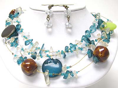 Multi strand natural chip stone and ceramic stone necklace set