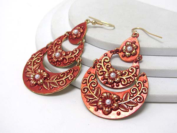 Flower deco metal crescent link drop earring