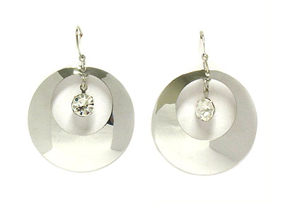 Metal sheet disk and dangling crystal earring