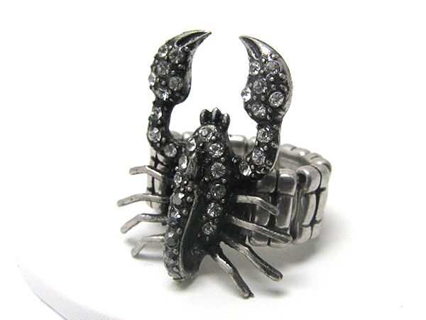 Crystal stud burnish metal lobster stretch ring