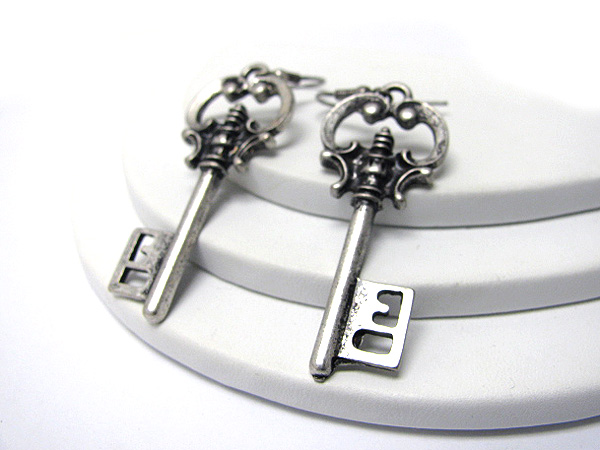 Burnish metal key earring