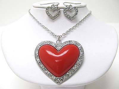 Crystal frame large acryl puffy heart pendant long  necklace set