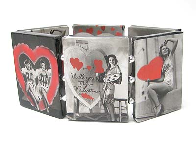 Paper art work wood stretch bracelet - valentine theme