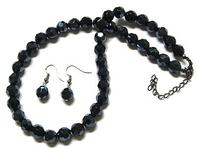 Metallic coating glass beads necklace and earring set