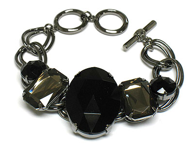 Big eye epoxy stone and metal chain toggle bracelet