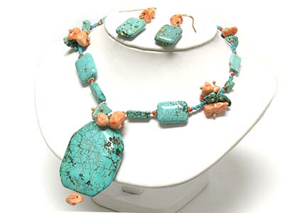 Turquoise pendant and natural stone deco seed beads necklace and earring set 