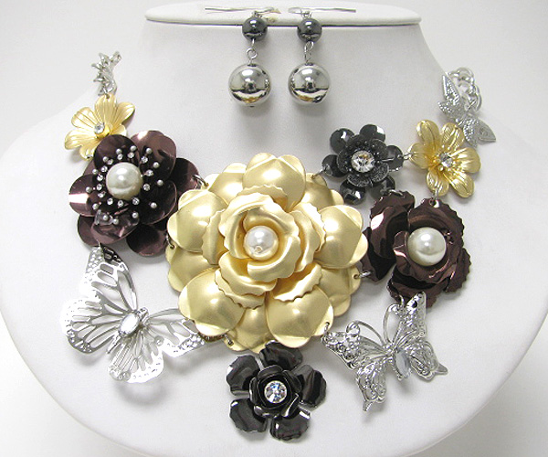 Chunky spring vintage mixed metal flower and butterfly neklace earring set