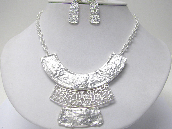 Tri level metal deco bib style neckalce earring set