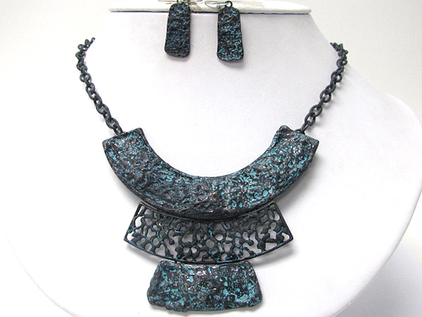 Tri level metal deco bib style neckalce earring set