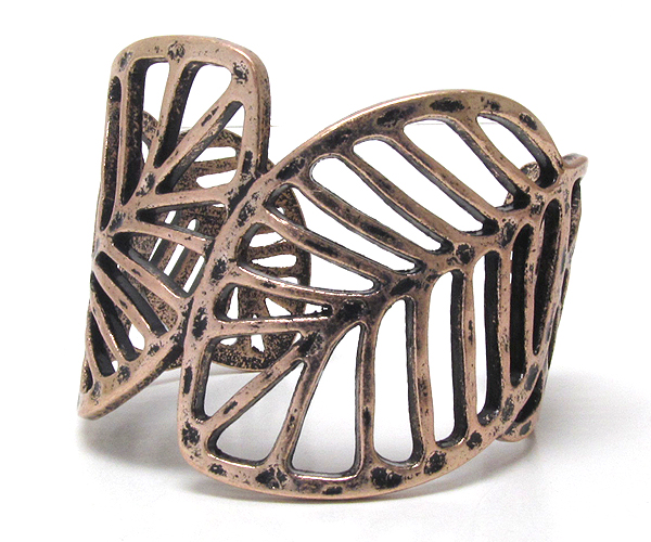 Metal cut out textured leaf  bangle