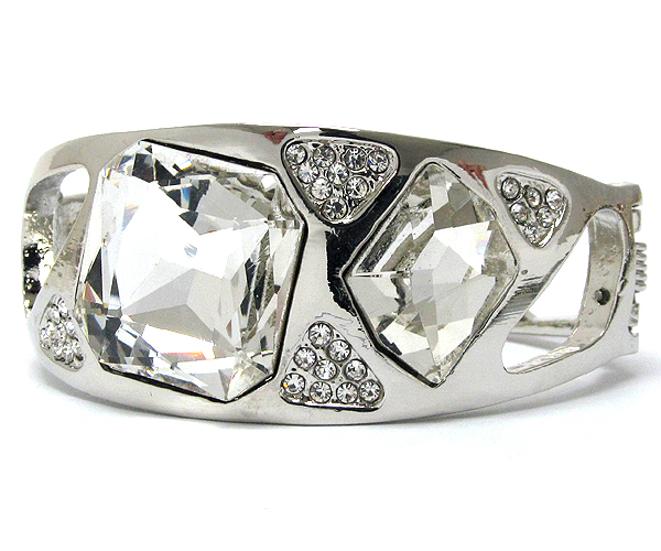 Multi size crystal and two square facet stone deco with textured metal hinge bangle