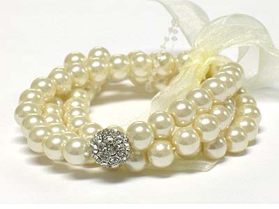 Glass pearl multi row stretch bracelet