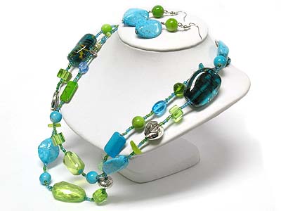 Glass and acryl beads long necklace and earring set