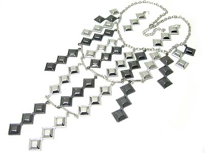 Metal disk long drop necklace and earring set