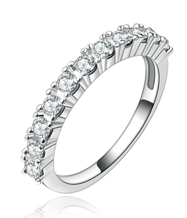 Cubic zirconia engagement ring