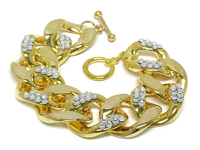 Big acrylic chain bracelet