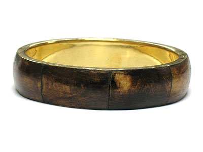 Wood surfaced metal bangle bracelet