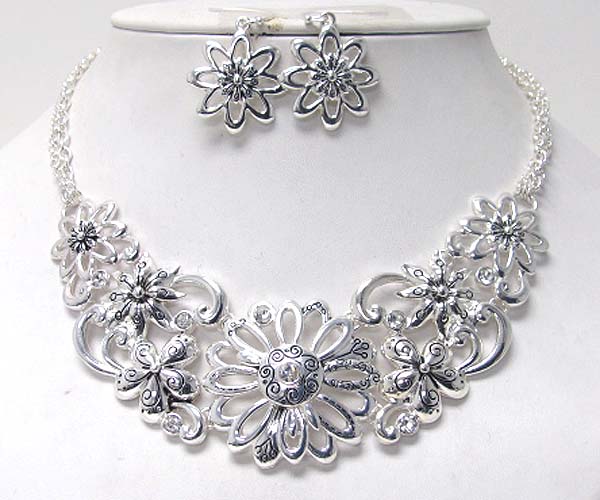 Crystal and metal filigree multi flower link necklace earring set