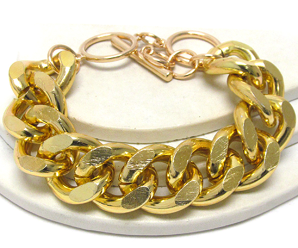 Metal thick chain link bracelet