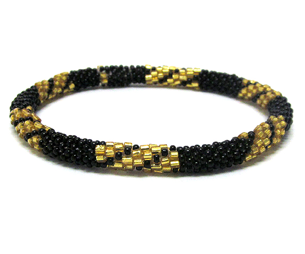 Multi twist seed beads stretch  bracelet