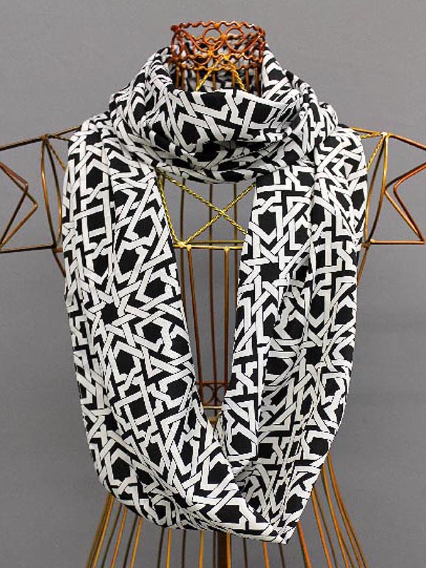 Geometric pattern infinity scarf