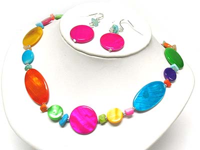 Pastel tone  round and oval disk link necklace and earring set 