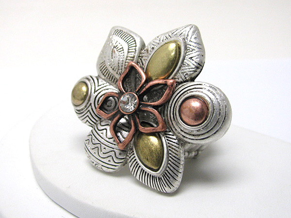 Tri tone textured metal flower stretch ring