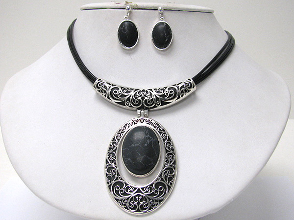 Oval natural stone and metal textured oval drop necklace earring set