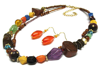 Multi color wood and beads ball necklace and earring set