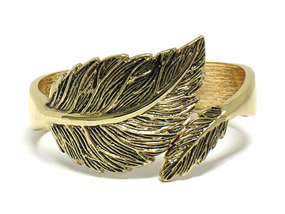 Leaf shape metal bangle