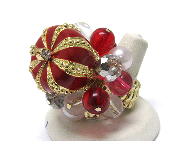 Multi beads and pearl cluster textured metal casting stretch ring