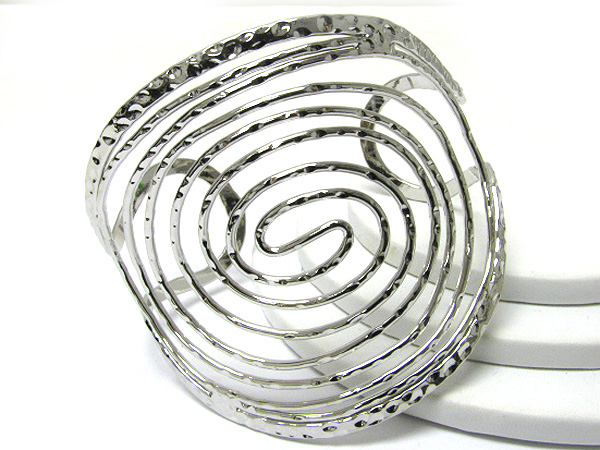 Hammered swirl metal cuff bangle