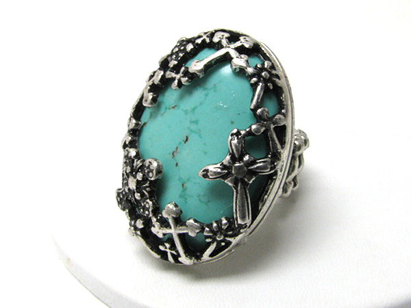 Turquoise stone and filigree metal stretch ring