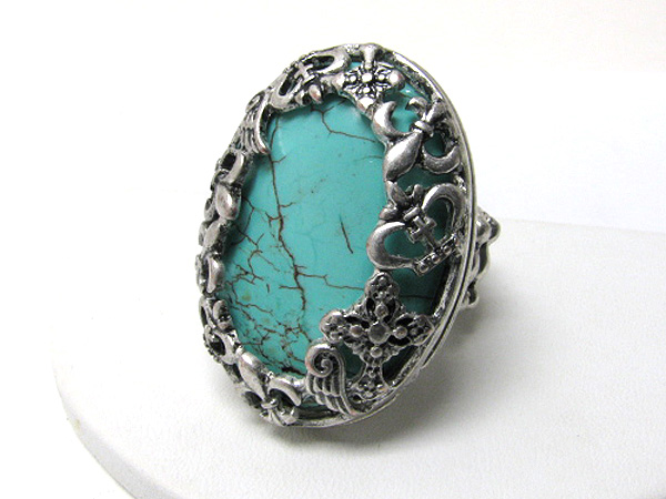 Turquoise stone and filigree metal stretch ring