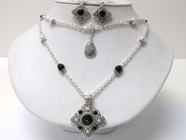 Pearl and stone deco pendant double layer necklace earring set