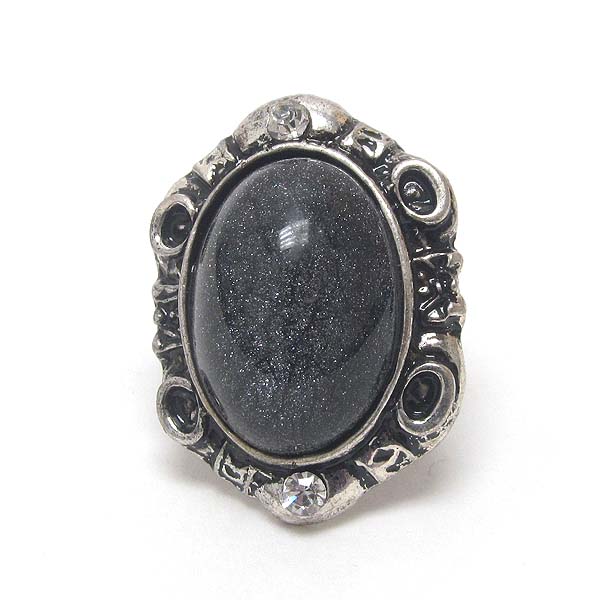 Oval stone adjustable ring