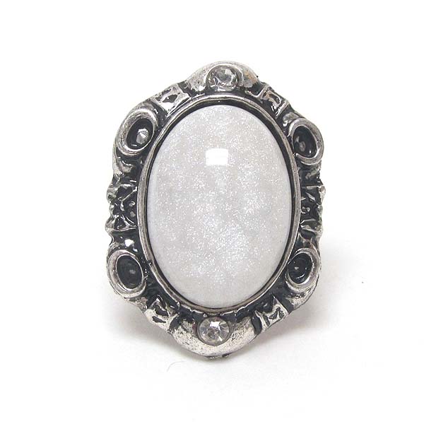 Oval stone adjustable ring