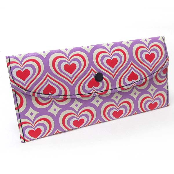 Heart print snap button wallet