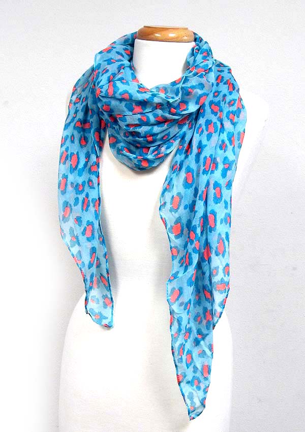 Leopard print scarf