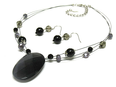 Oval cut acrylic pendant and multi ball bead on fine thread chain necklace set