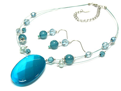 Oval cut acrylic pendant and multi ball bead on fine thread chain necklace set