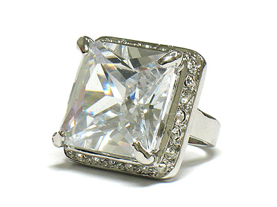 Large cubic and crystal side party ring