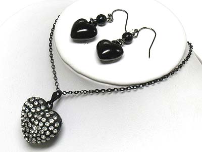 Crystal puff metal heary necklace and earring set