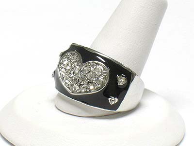 Crystal heart epoxy art deco metal ring