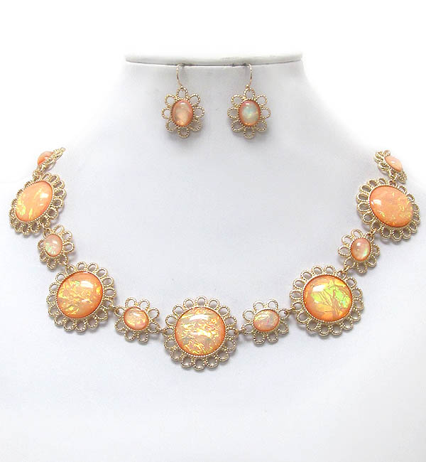 Abalone finish puffy stone flower link necklace earring set